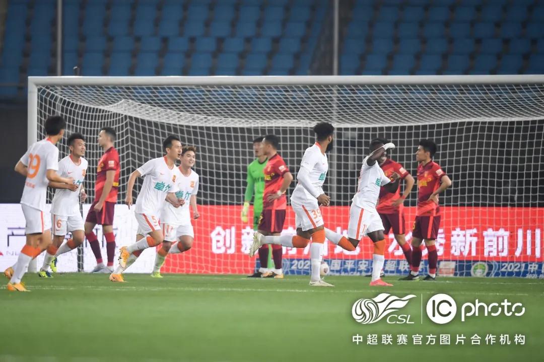 الدوري الإسباني 202324موسم من المنافسة الشرسة والإثارة المتواصلة